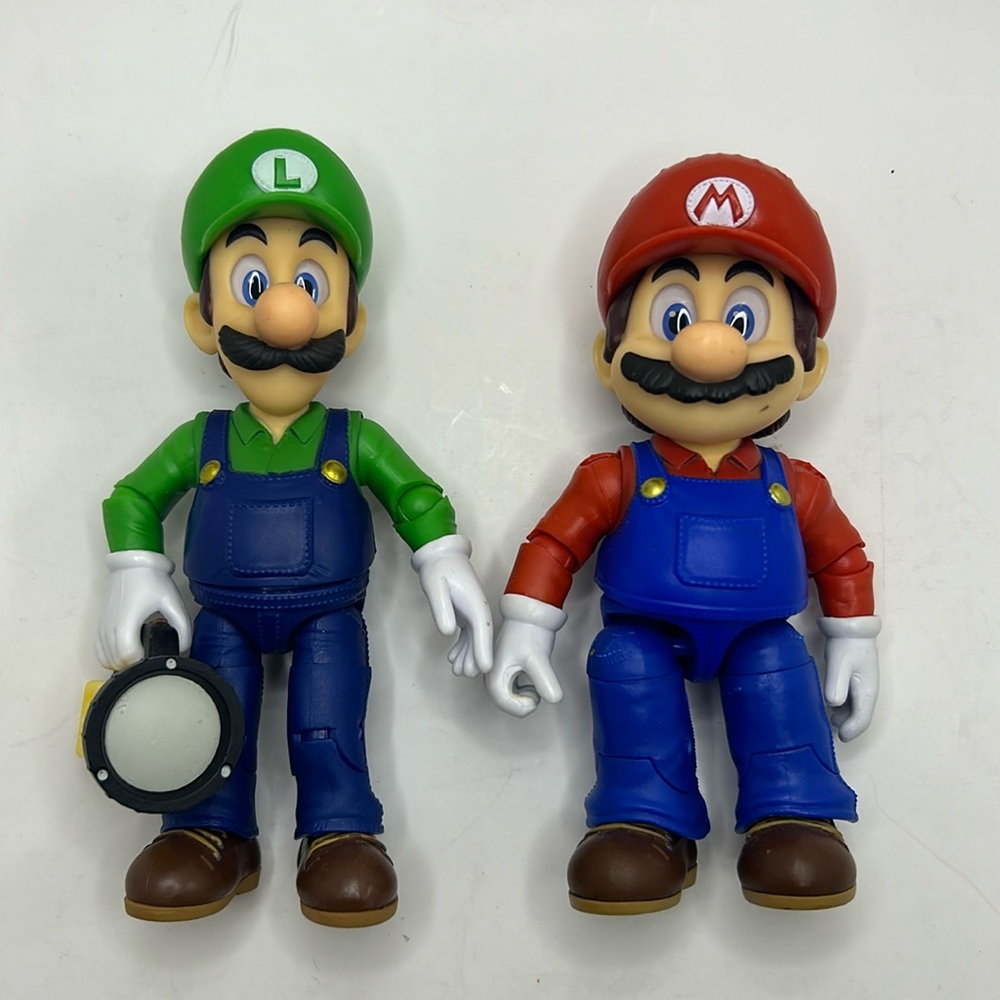 Mario and luigi action figures 5” from the super mario movie